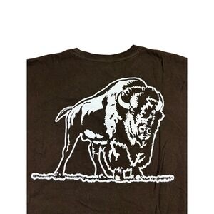 Buffalo Trace Distillery Mens Brown Graphic Pocket T-Shirt Size M Bourbon Tee